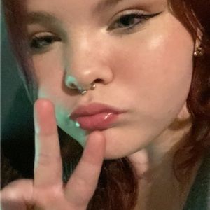 Meet your Posher, Bobbie